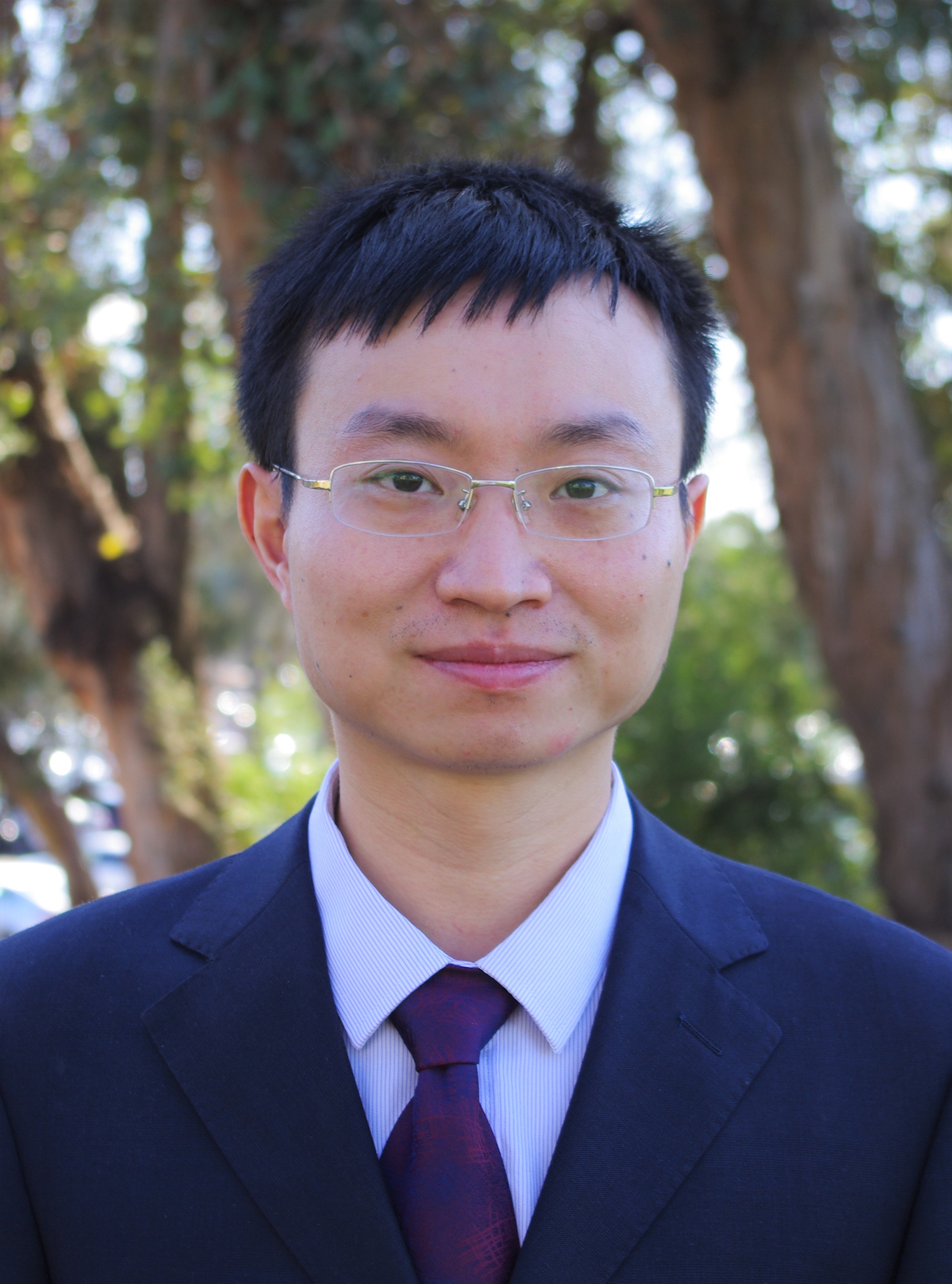 尤炜高清(调整亮度).jpg